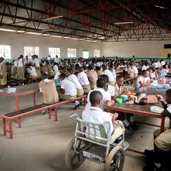 Bouw slaapzalen 2010